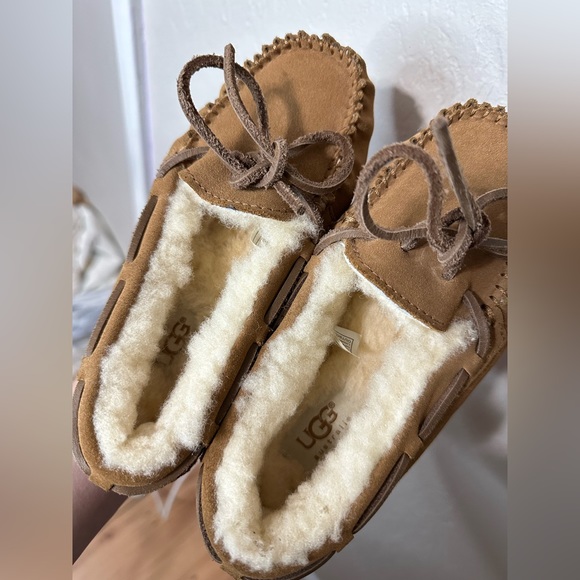 Ugg Dakota Chesnut Slippers Size 31 (1) - Picture 4 of 5